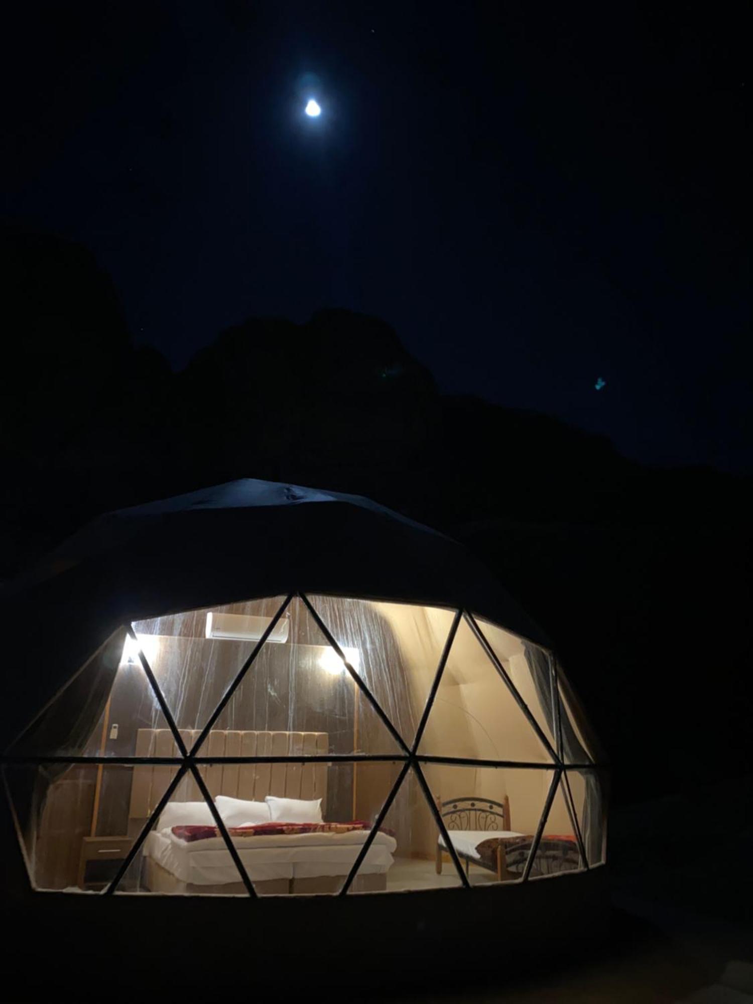 Scarlet Luxury Camp وادي رم المظهر الخارجي الصورة