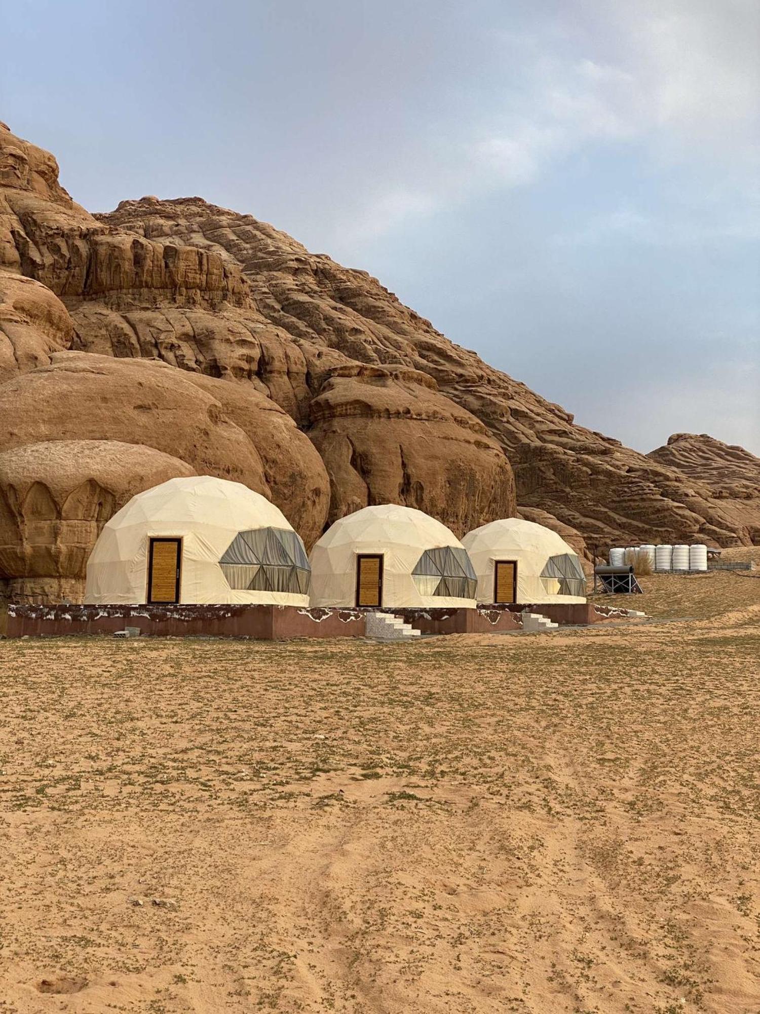 Scarlet Luxury Camp وادي رم المظهر الخارجي الصورة