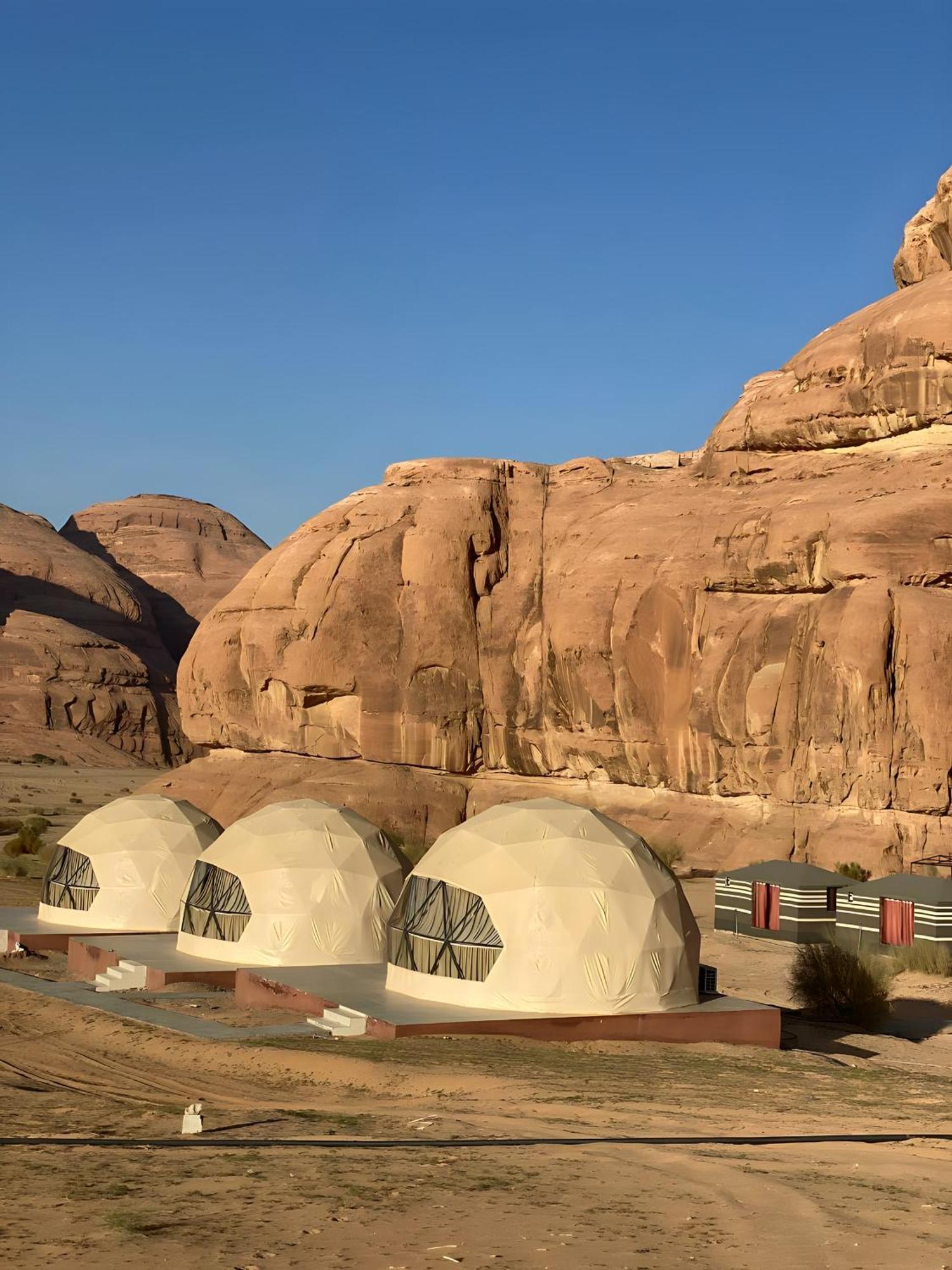 Scarlet Luxury Camp وادي رم المظهر الخارجي الصورة