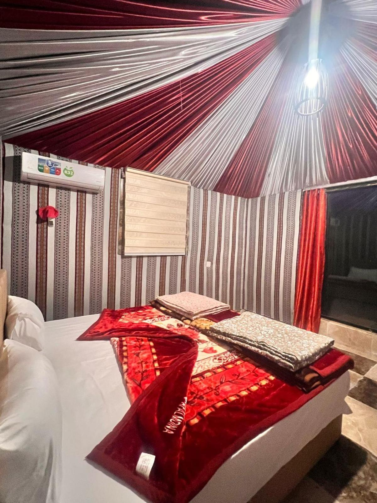 Scarlet Luxury Camp وادي رم المظهر الخارجي الصورة