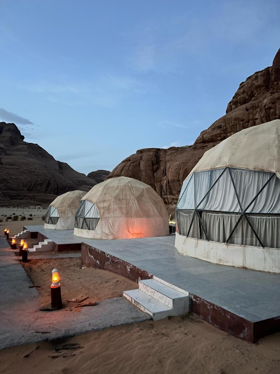 Scarlet Luxury Camp وادي رم المظهر الخارجي الصورة